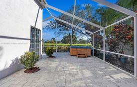 市内独栋房屋 – 美国，佛罗里达，Broward，Pembroke Pines. $698,000