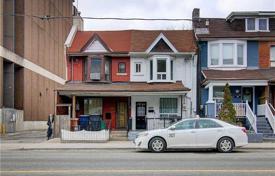 联排别墅 – 加拿大，安大略，多伦多，Dufferin Street. C$1,217,000