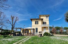 5-室的 山庄 350 m² Monte San Savino, 意大利. 990,000€