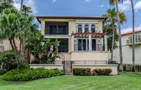 别墅 – 美国，佛罗里达，科勒尔盖布尔斯. $1,788,000