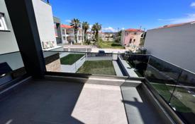 3-室的 市内独栋房屋 142 m² Nikiti, 希腊. 330,000€