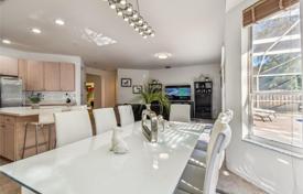 市内独栋房屋 – 美国，佛罗里达，Broward，Pembroke Pines. $978,000