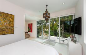 市内独栋房屋 – 美国，佛罗里达，迈阿密滩，Pine Tree Drive. $3,499,000