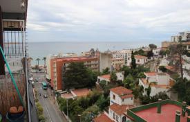 住宅 – 西班牙，加泰罗尼亚，滨海略雷特. 178,000€