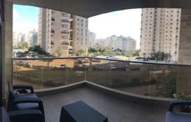 住宅 – 以色列，Center District，内坦亚. $661,000