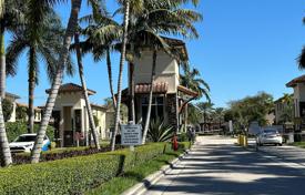 市内独栋房屋 – 美国，佛罗里达，Hialeah. $519,000