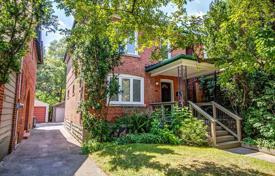 市内独栋房屋 – 加拿大，安大略，多伦多，East York. C$1,488,000