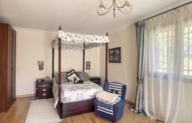 8-室的 别墅 70 m² 昂蒂布, 法国. 2,600,000€