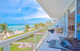 住宅 – 美国，佛罗里达，迈阿密，柯林斯大道. $2,250,000