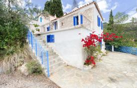 市内独栋房屋 – 希腊，伯罗奔尼撒. 180,000€