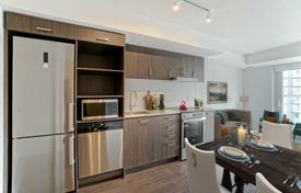 2-室的 住宅 Dundas Street East, 加拿大. C$768,000