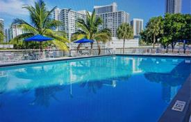 公寓大厦 – 美国，佛罗里达，Hallandale Beach. $370,000