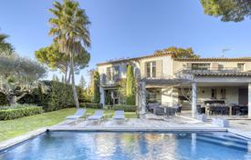 别墅 – 法国，蔚蓝海岸（法国里维埃拉），圣特罗佩. 2,750,000€