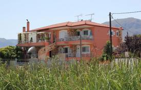 住宅 – 希腊，伯罗奔尼撒. 360,000€