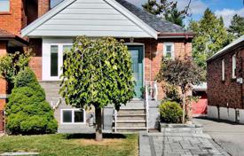 市内独栋房屋 – 加拿大，安大略，多伦多，York. C$1,156,000