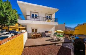 4-室的 市内独栋房屋 204 m² Santiago del Teide, 西班牙. 300,000€