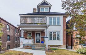 市内独栋房屋 – 加拿大，安大略，多伦多，Kingston Road. C$1,894,000