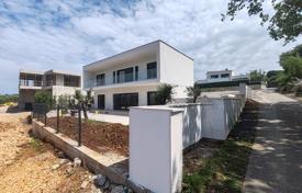 5-室的 市内独栋房屋 161 m² Krk, 克罗地亚. 1,360,000€
