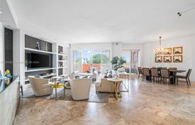 公寓大厦 – 美国，佛罗里达，科勒尔盖布尔斯. $2,350,000