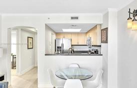 公寓大厦 – 美国，佛罗里达，迈阿密，South Bayshore Drive. $609,000