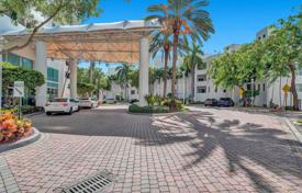公寓大厦 – 美国，佛罗里达，迈阿密滩. $399,000
