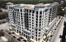 公寓大厦 – 美国，佛罗里达，科勒尔盖布尔斯. $553,000