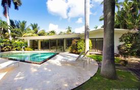 7-室的 山庄 424 m² 迈阿密滩, 美国. $6,995,000