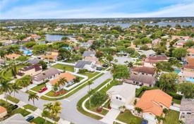 市内独栋房屋 – 美国，佛罗里达，Broward，Pembroke Pines. $780,000