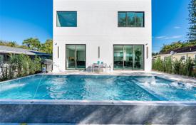 市内独栋房屋 – 美国，佛罗里达，North Miami Beach. $1,975,000