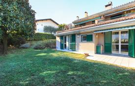 住宅 – 意大利，伦巴第，Griante. 360,000€