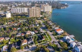 市内独栋房屋 – 美国，佛罗里达，迈阿密，North Bayshore Drive. $2,000,000