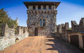 城堡 – 意大利，伦巴第，Gorle. 2,500,000€