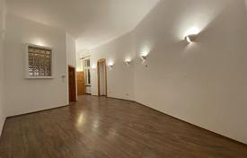 3-室的 住宅 74 m² 第二区, 匈牙利. 177,000€