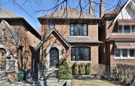 市内独栋房屋 – 加拿大，安大略，多伦多，Old Toronto，Roselawn Avenue. C$2,065,000
