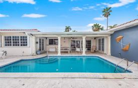 市内独栋房屋 – 美国，佛罗里达，North Miami Beach. $3,150,000
