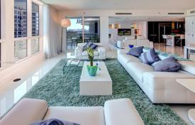 4-室的 住宅 236 m² 迈阿密滩, 美国. 2,671,000€