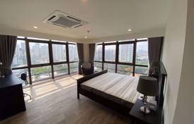 3-室的 公寓在共管公寓 Watthana, 泰国. $530,000