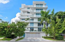 公寓大厦 – 美国，佛罗里达，Bay Harbor Islands. $1,200,000