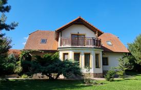 别墅 – 捷克共和国，中波希米亚，Beroun. 1,250,000€