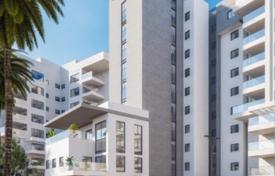 新建物业 – 以色列，Center District，内坦亚. $714,000