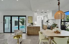 市内独栋房屋 – 美国，佛罗里达，劳德代尔堡. $1,155,000
