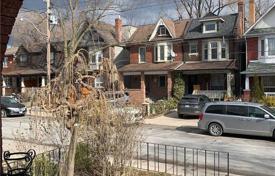 住宅 – 加拿大，安大略，多伦多，Old Toronto，Saint Clarens Avenue. C$1,904,000
