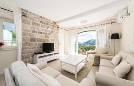 3-室的 联排别墅 126 m² 新海尔采格（市）, 黑山. 350,000€