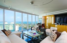 住宅 – 美国，佛罗里达，阿文图拉. $1,600,000
