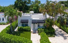 别墅 – 美国，佛罗里达，劳德代尔堡. $889,000