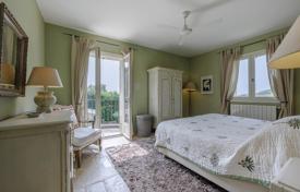 8-室的 别墅 Fayence, 法国. 1,250,000€