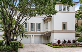 别墅 – 美国，佛罗里达，迈阿密. $2,199,000