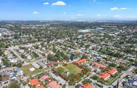 市内独栋房屋 – 美国，佛罗里达，好莱坞. $1,199,000