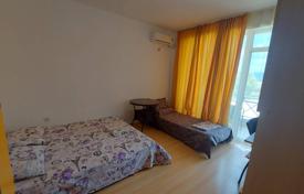 3-室的 住宅 72 m² Sunny Beach, 保加利亚. 57,000€