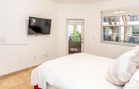 1-室的 公寓在共管公寓 84 m² North Miami Beach, 美国. 378,000€